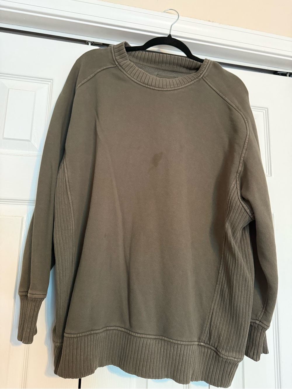 aerie Olive Green Crewneck Sweatshirt